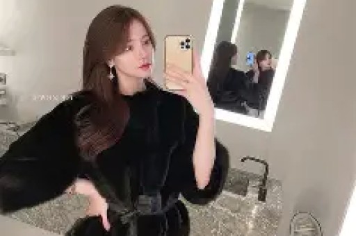 曝18岁小马云恋爱！染红发绿毛一副社会人与女网红甜蜜互动