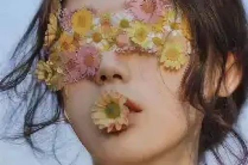 掉粉461万网红何秋亊从千万顶流翻车反转后竟成资本牺牲品？
