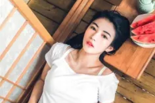 韩红口碑翻车后那个被她当众戳穿的造假歌手终于撕开了十二年前那场真人秀的遮羞布