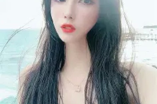 大湾区晚会引发争议！徐小凤疑似假唱曾是经典歌曲天后！