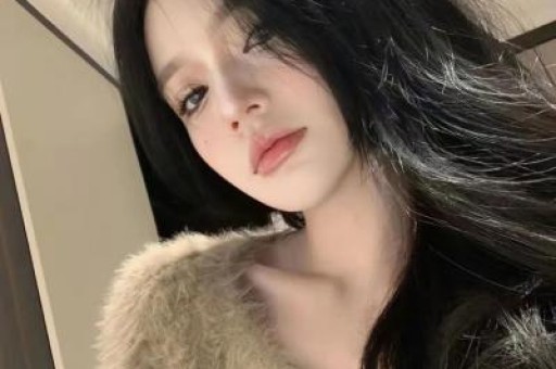 疑似时代少年团彩排间隙吃瓜许凯忘记关麦：又一个时间管理大师吗